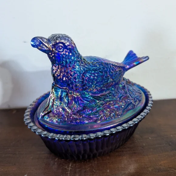 Vintage Iridescent Purple Carnival Glass Bird on Nest Candy Dish - Picture 3 of 10